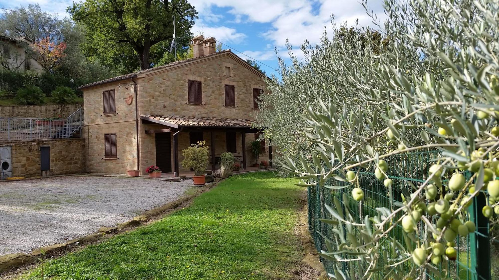 Agriturismo Pascucci Villa Tolentino Exterior photo